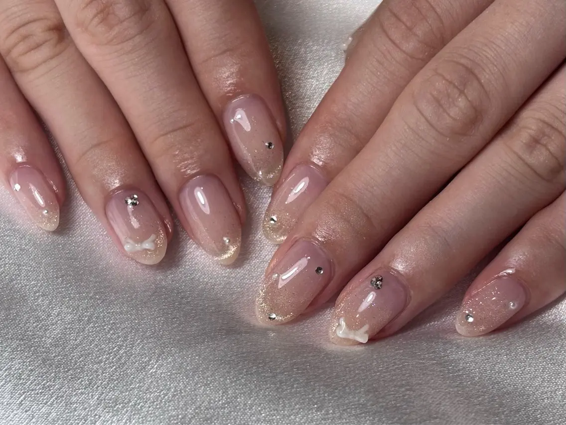 ミディアム ハンドネイル Nailsalon Puttiのネイルデザイン