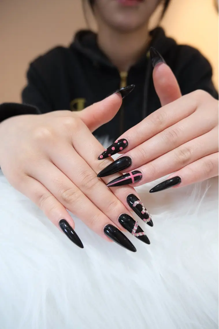 ネイル ジェルネイル 持ち込み ネイルチップ ハンドネイル Anmi Nail Nanaのネイルデザイン
