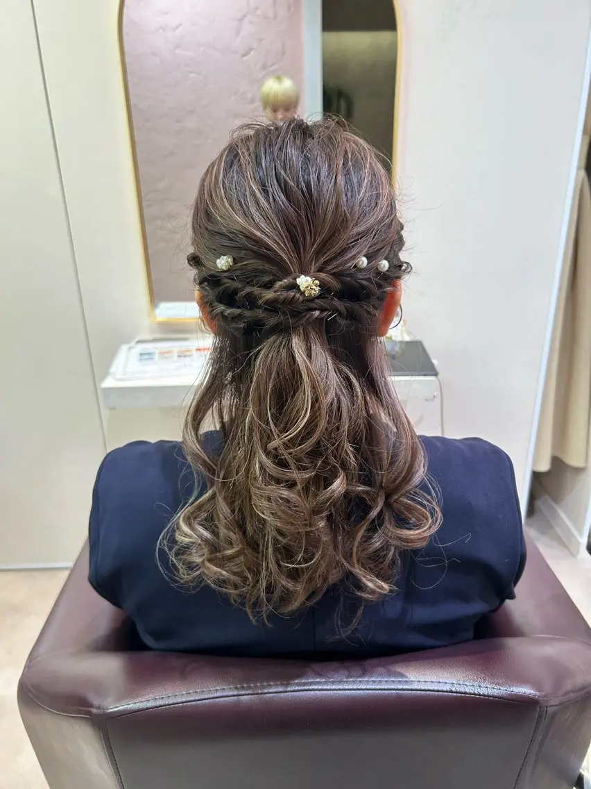 ロング ヘアアレンジ 横浜カラー/ブリーチ SAKI💫のヘアスタイル