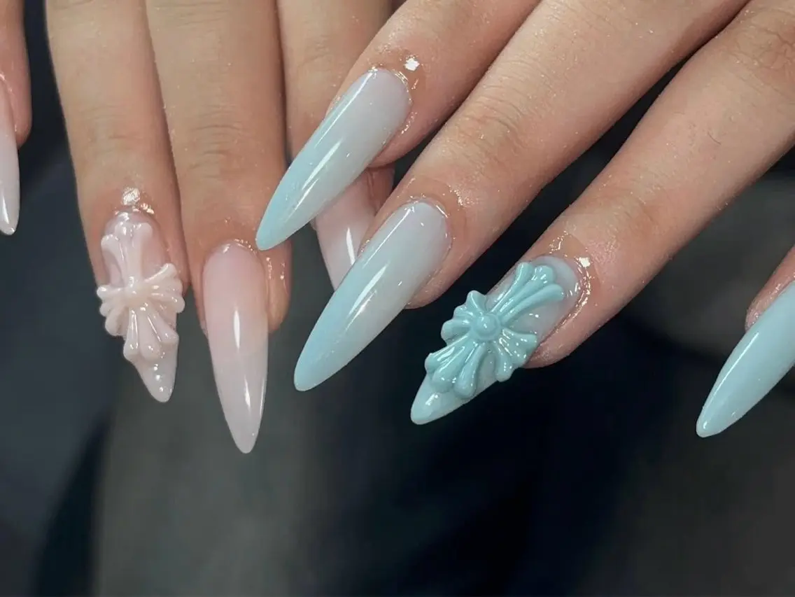 ネイル アートネイル オーロラネイル フレンチネイル ジェルネイル グラデーション ハンドネイル Sora  Nail 長さ出し専門店のネイルデザイン