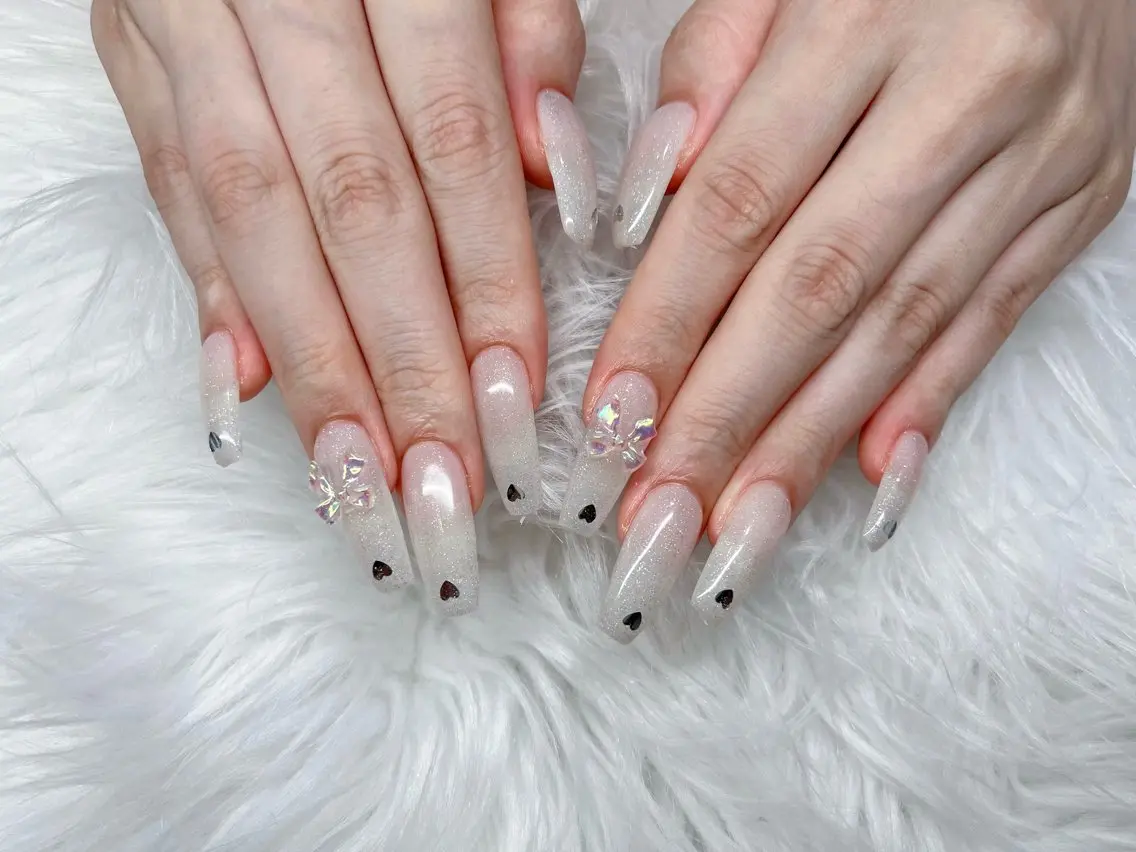 ネイル 成人式 フラッシュネイル フットネイル ジェルネイル 卒業式 mione_ou nail salonのネイルデザイン