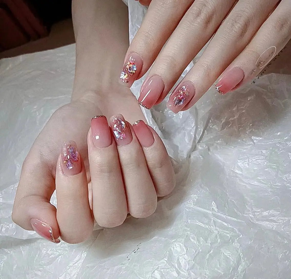 ネイル ハンドネイル ネイルサロン lotusのネイルデザイン