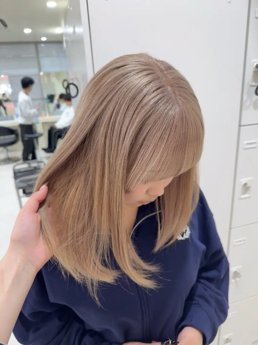 🩷🧁期間限定🧁🩷【ケアブリーチ込み】ブリーチありダブルカラー👩🏼✨の写真