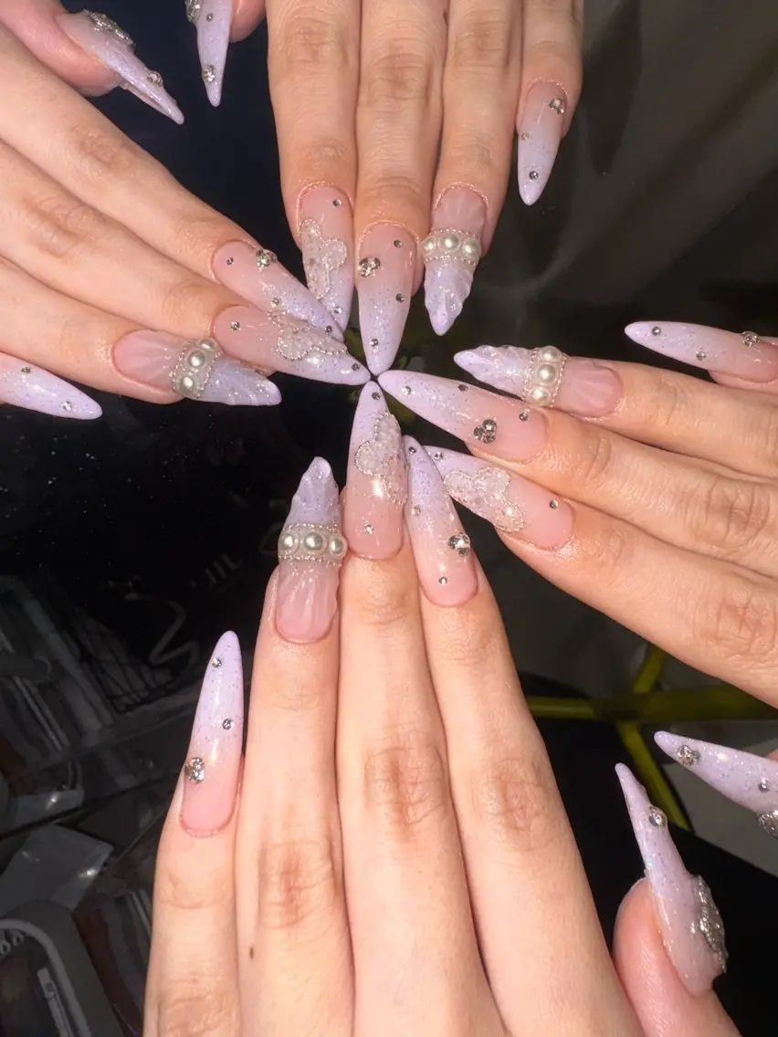 ネイル ロングネイル ハンドネイル 33nail✴️栄 スミレ❇️Gel-xのネイルデザイン