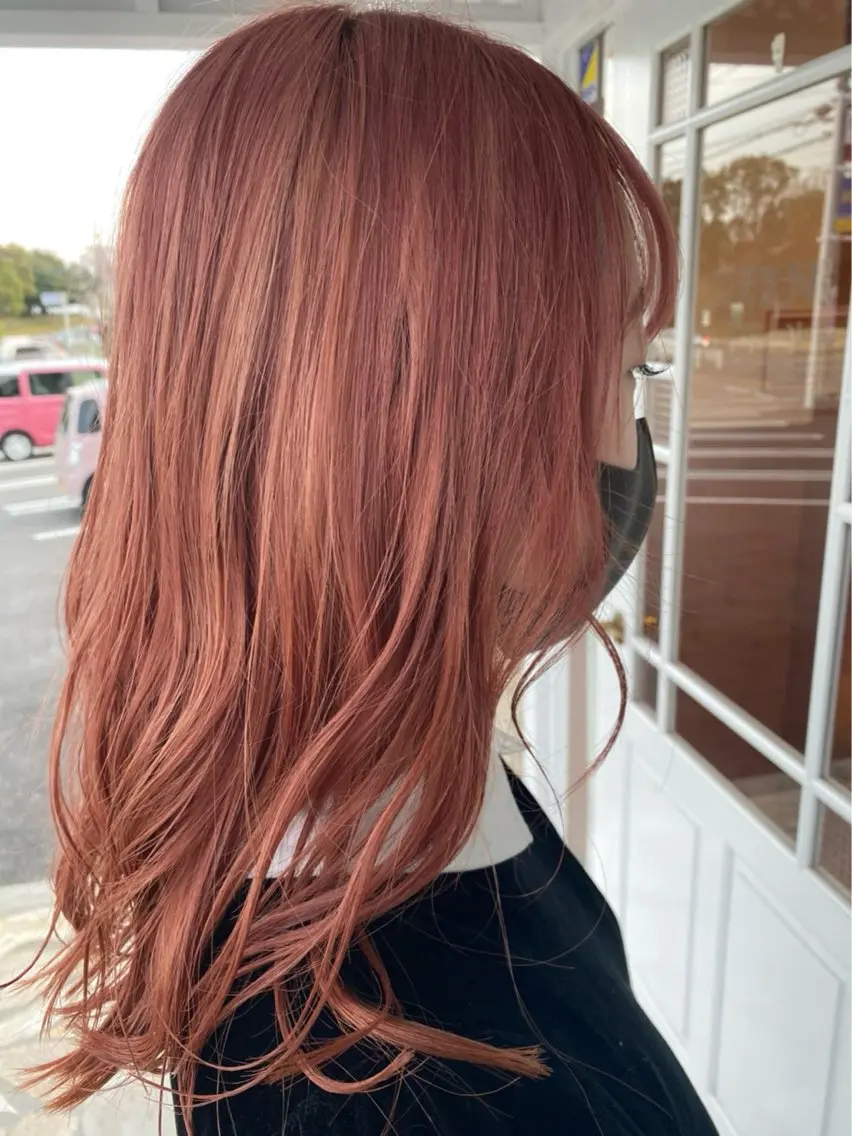 ロング 栗田 桃のヘアスタイル