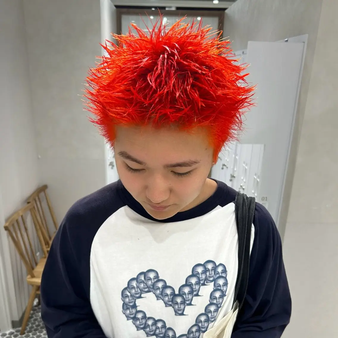 カラー メンズ メンズブリーチ メンズハイトーン ブリーチ ハイトーンカラー ヘアカラー スパイキーショート 平出天翔のヘアスタイル