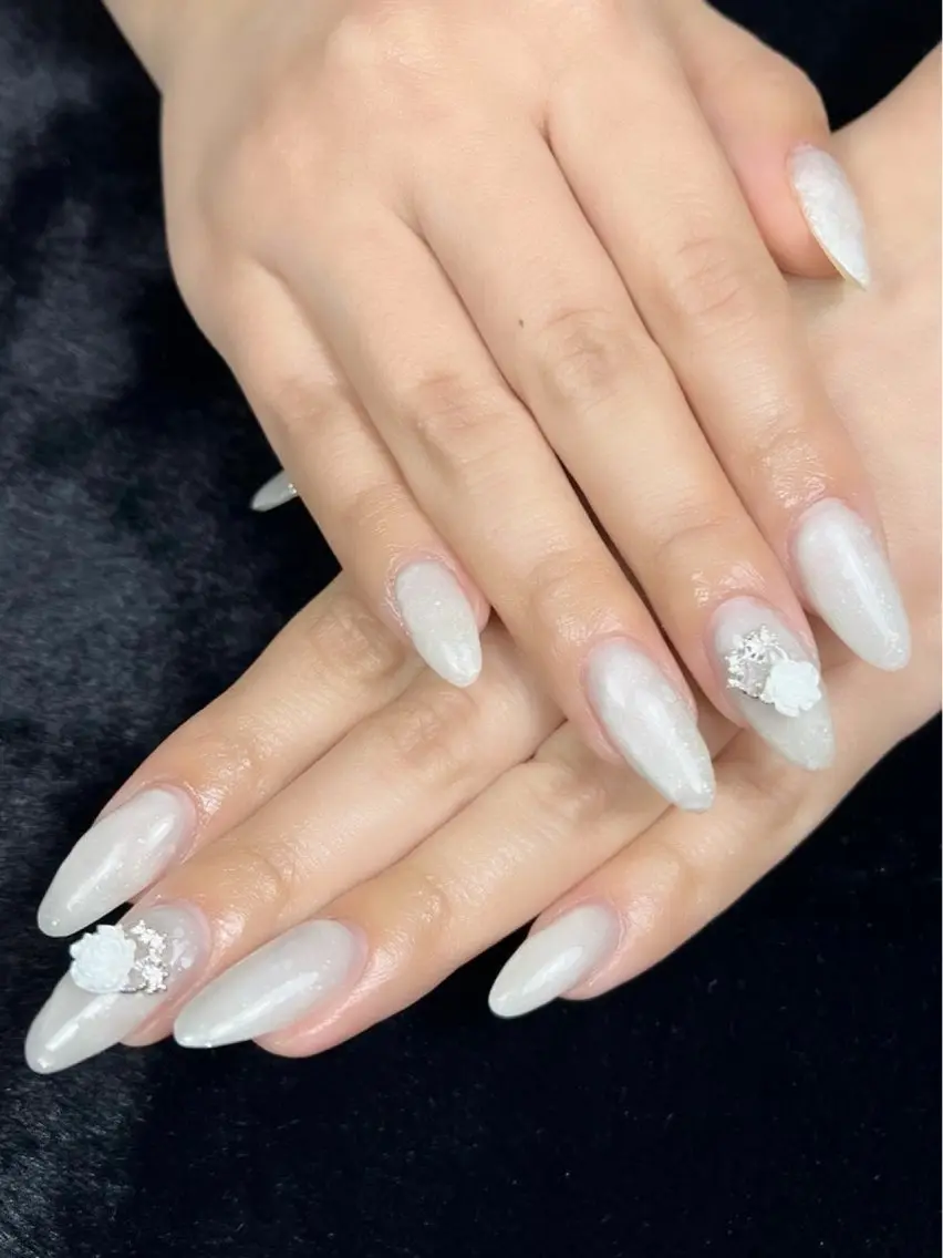 ネイル ハンドネイル 比嘉 シンティアのネイルデザイン