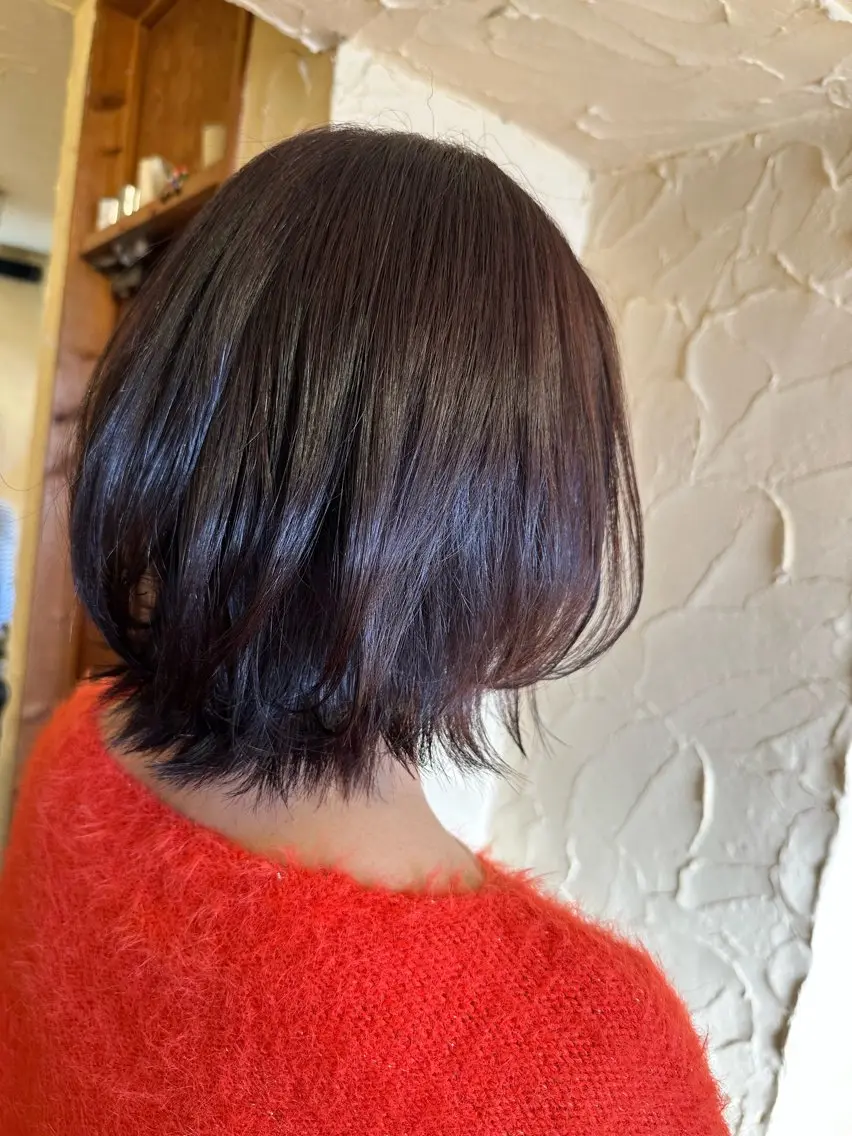ミディアム くびれヘア 外ハネヘア 冨士 美織のヘアスタイル