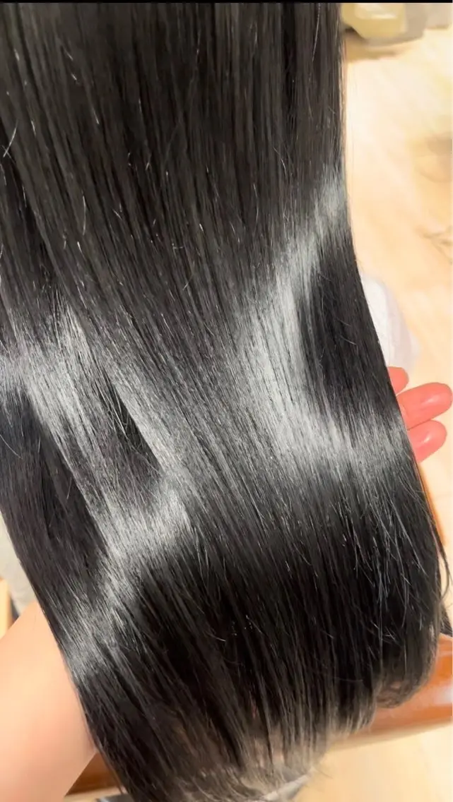 セミロング カラー 透明感カラー 透明感カラー🩶 ×小顔カット難波のヘアスタイル