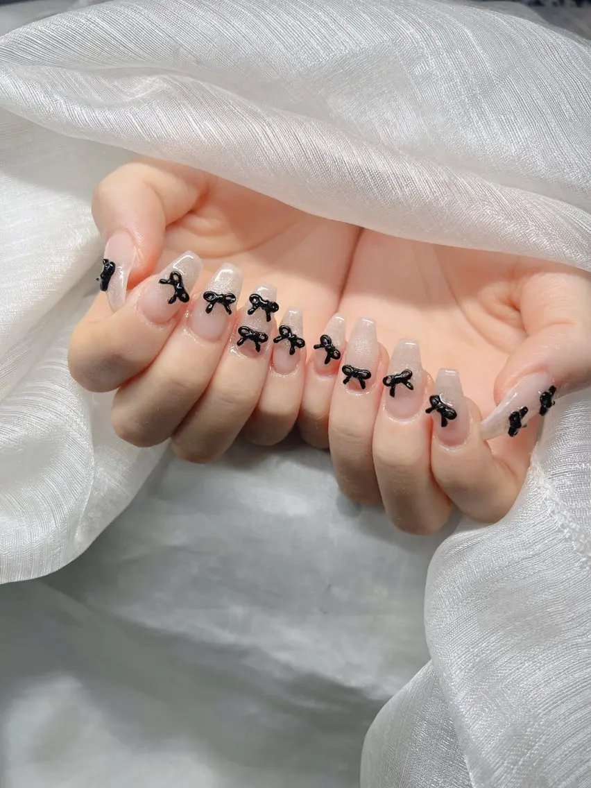 ネイル ハンドネイル Lee Nailsのネイルデザイン