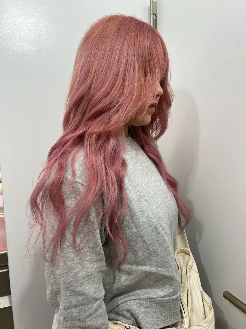 ロング カット ヘアカラー エクステ 💥ウルフカット デザインあんな💥のヘアスタイル