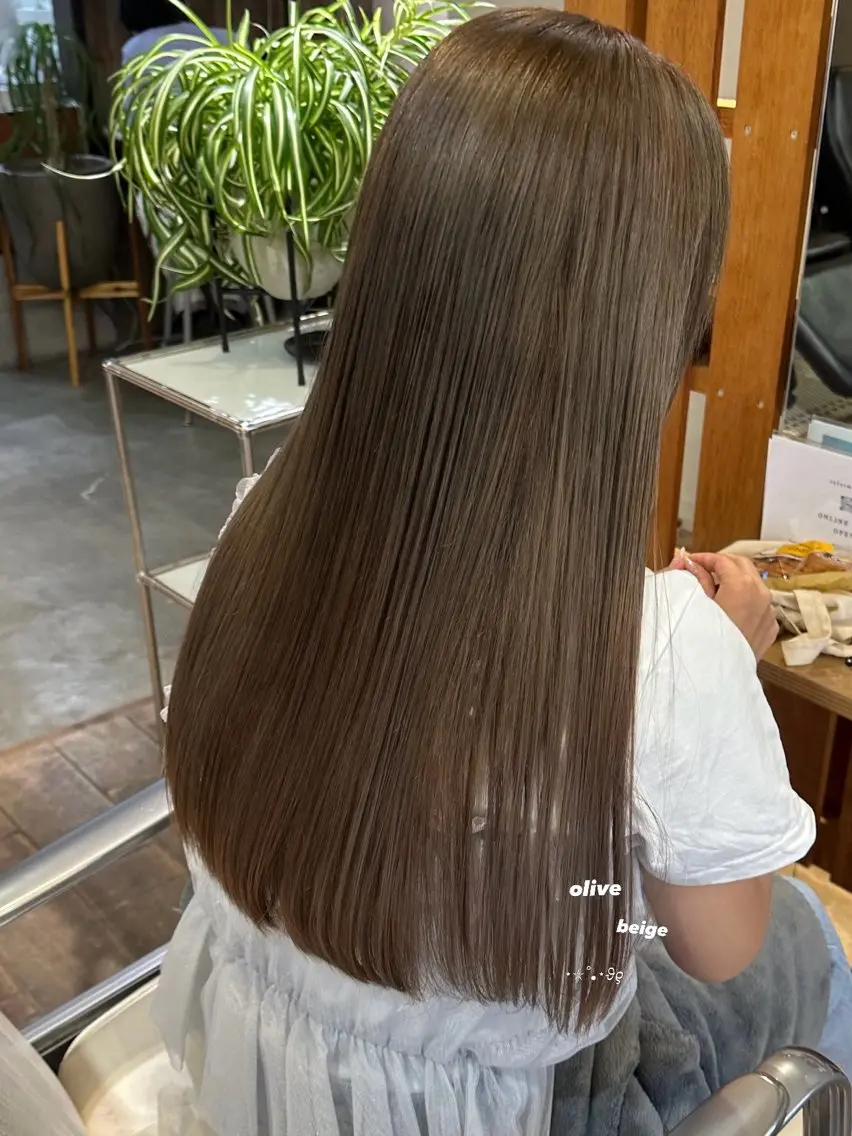 ロング カラー カット ヘアカラー トリートメント 暖色カラー/レイヤー 🌙 オノユリカのヘアスタイル