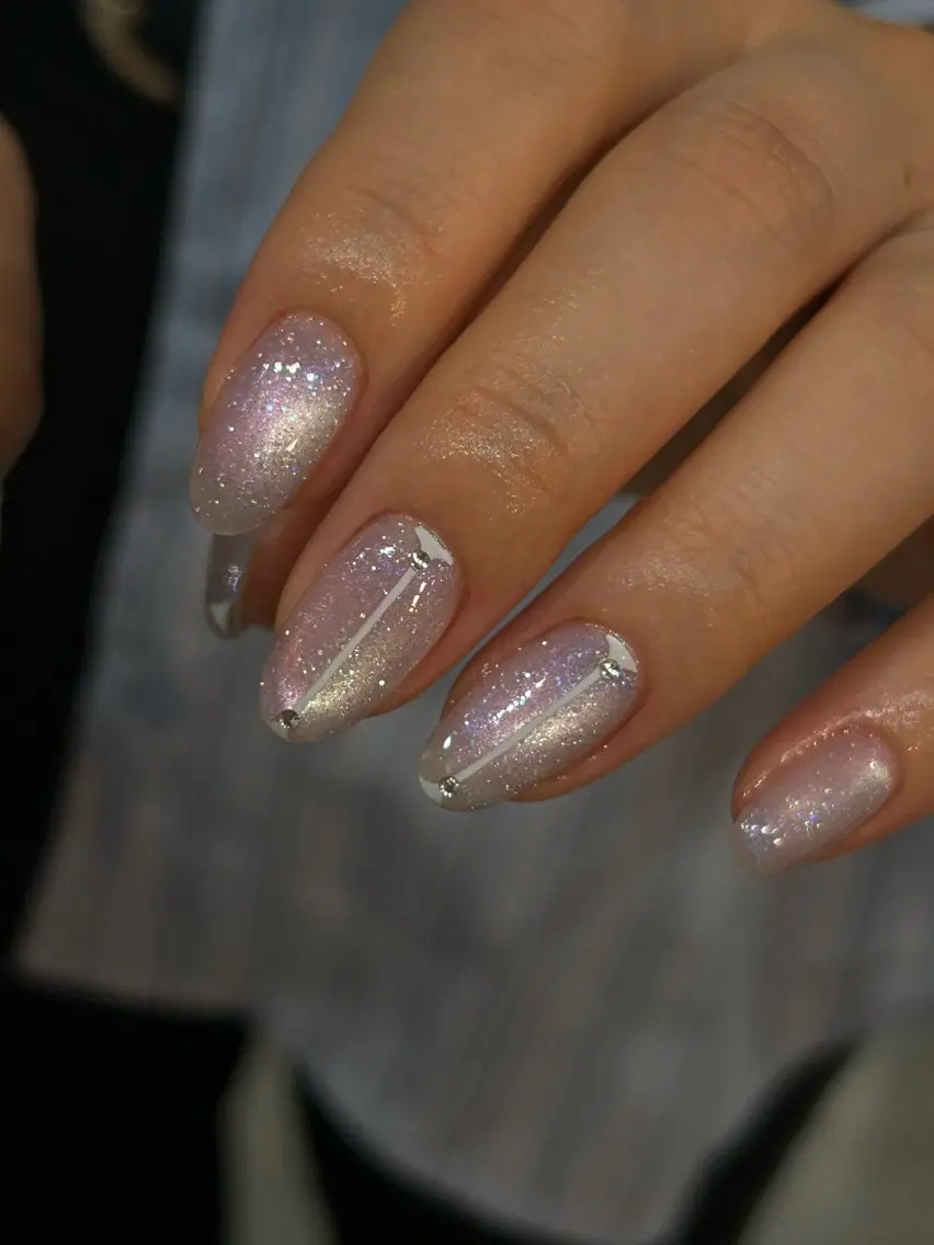 ネイル シンプルネイル née RINAのネイルデザイン
