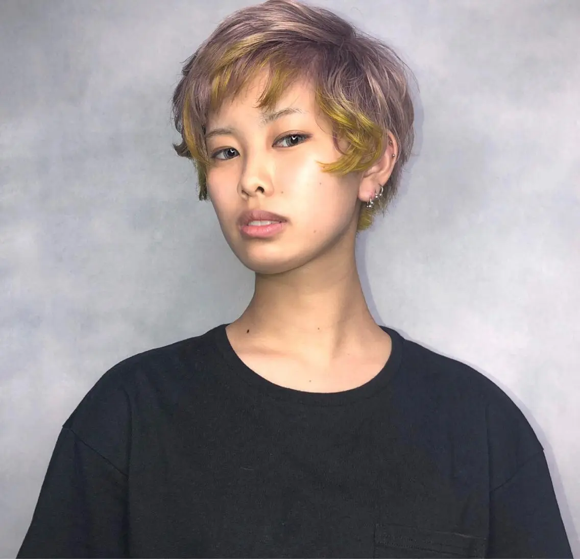 ショート カラー デザインカラー ショートヘア ウルフカット ORIKA 美容室のヘアスタイル