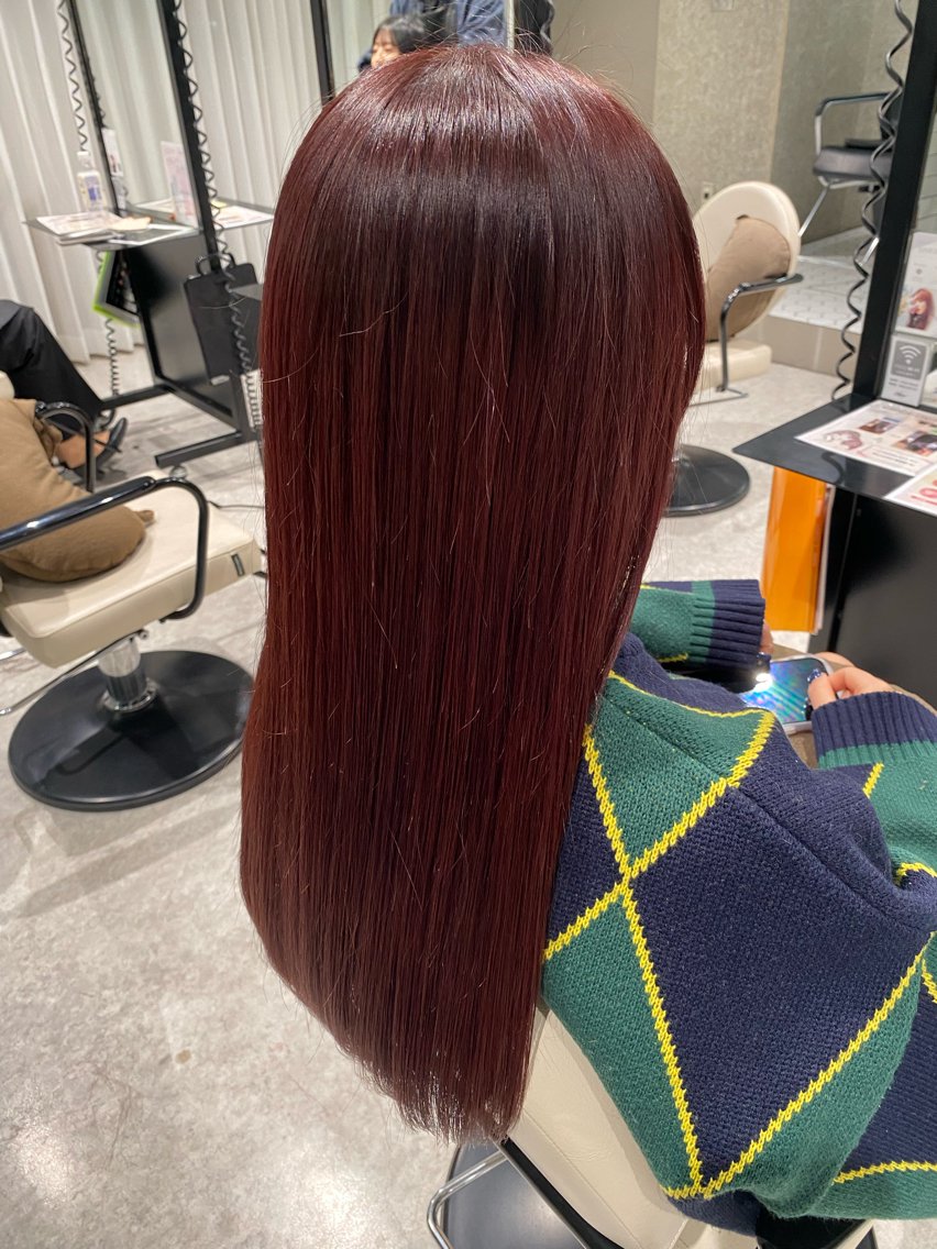 ロング SALOWIN◽ Ichika のヘアスタイル
