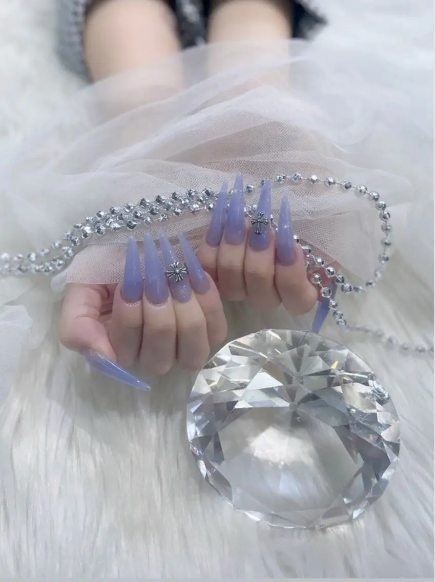 ネイル クリアネイル ベスティオーラ 花香のネイルデザイン