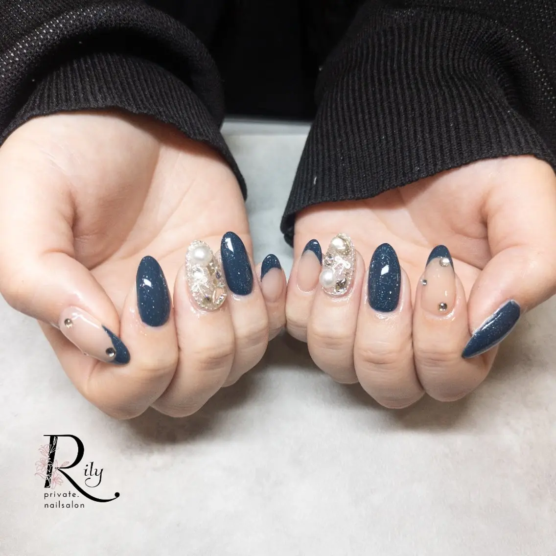 ネイル キラキラネイル ハンドネイル nailsalon Rilyのネイルデザイン