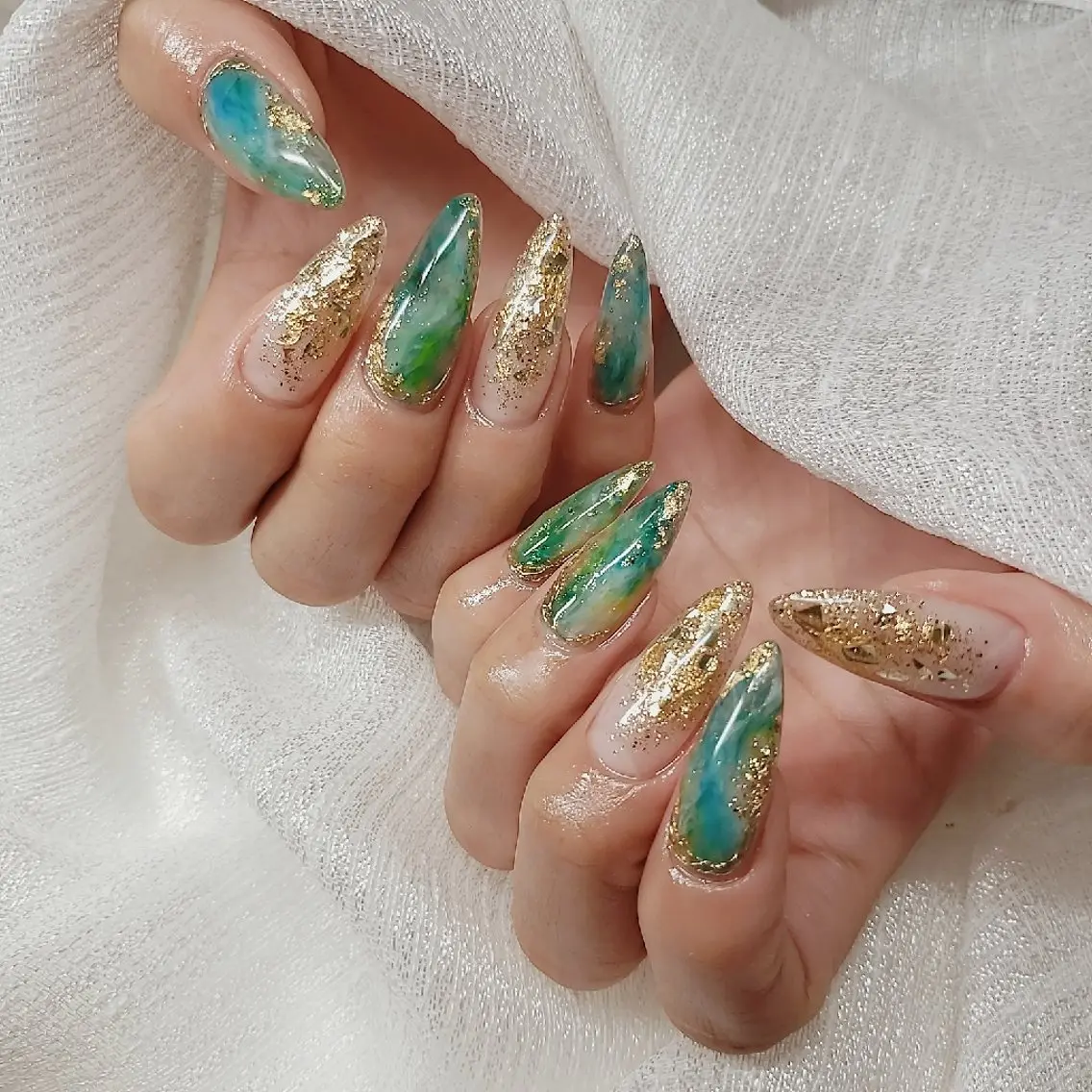 ネイル ハンドネイル Lunabloom. yurinaのネイルデザイン