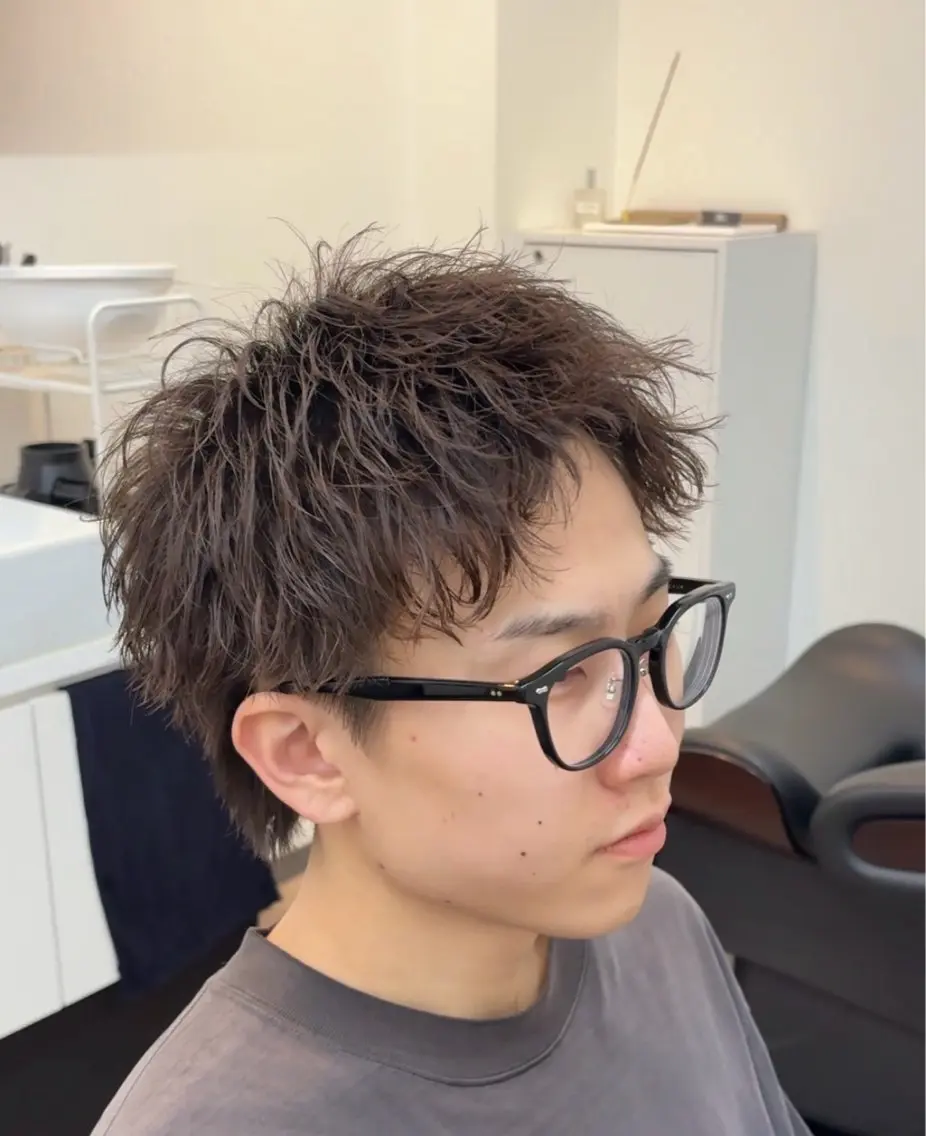 ショート パーマ メンズ メンズパーマ ショートヘア メンズパーマ×カラー ×新宿　　裕世のヘアスタイル