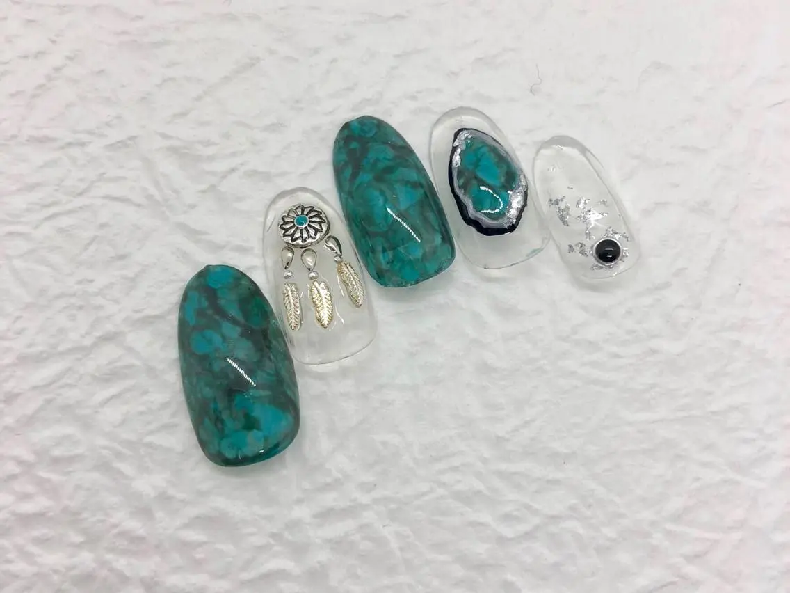 ネイル TRAM-nail moriizumiのネイルデザイン