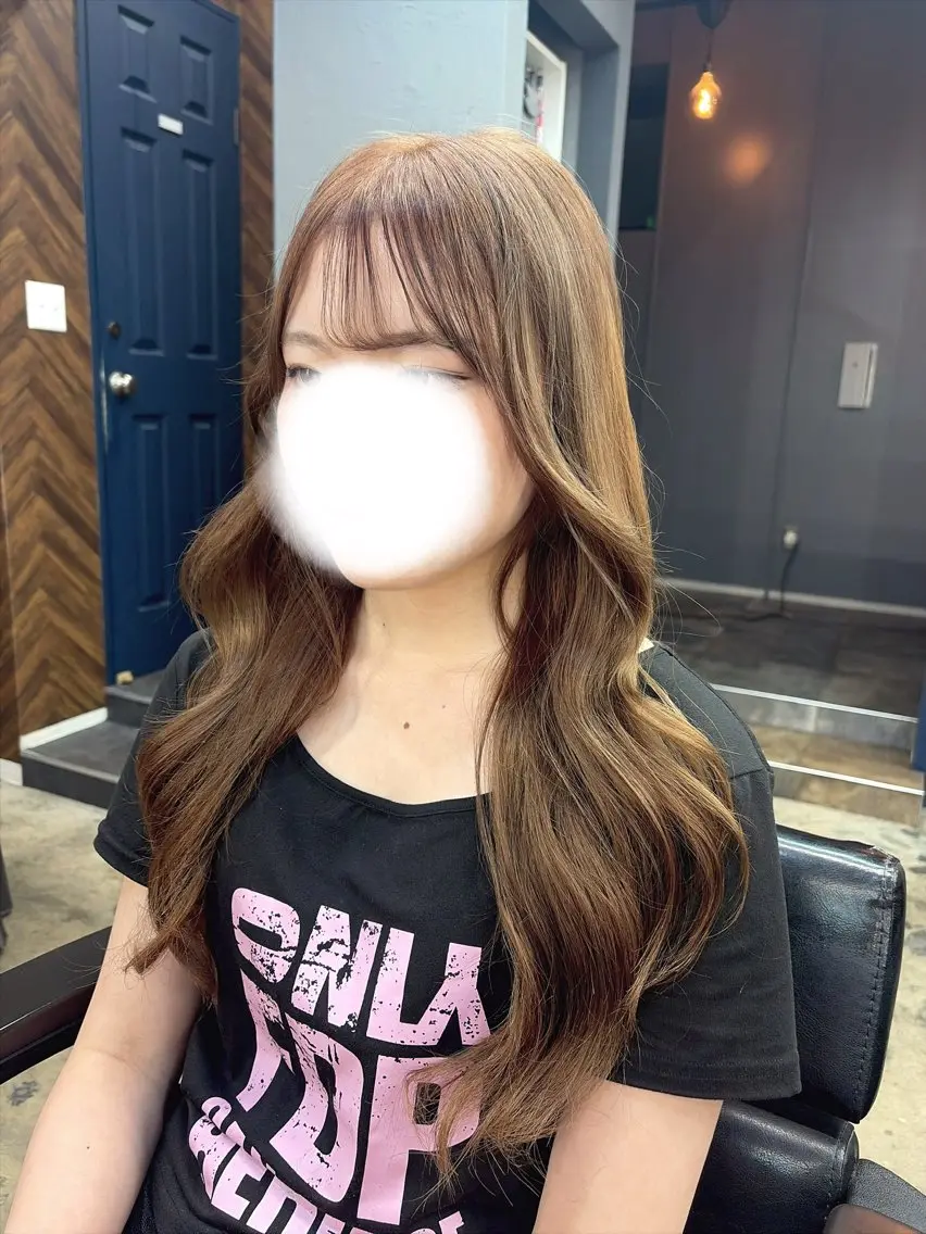 【カラーモデル】ブリーチありカラー+2step トリートメントの写真