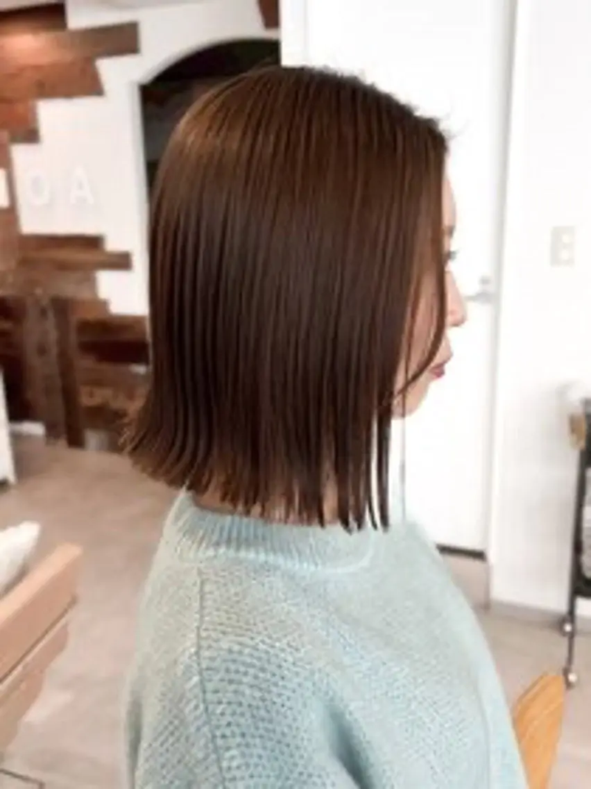 カラー 新田 しずくのヘアスタイル