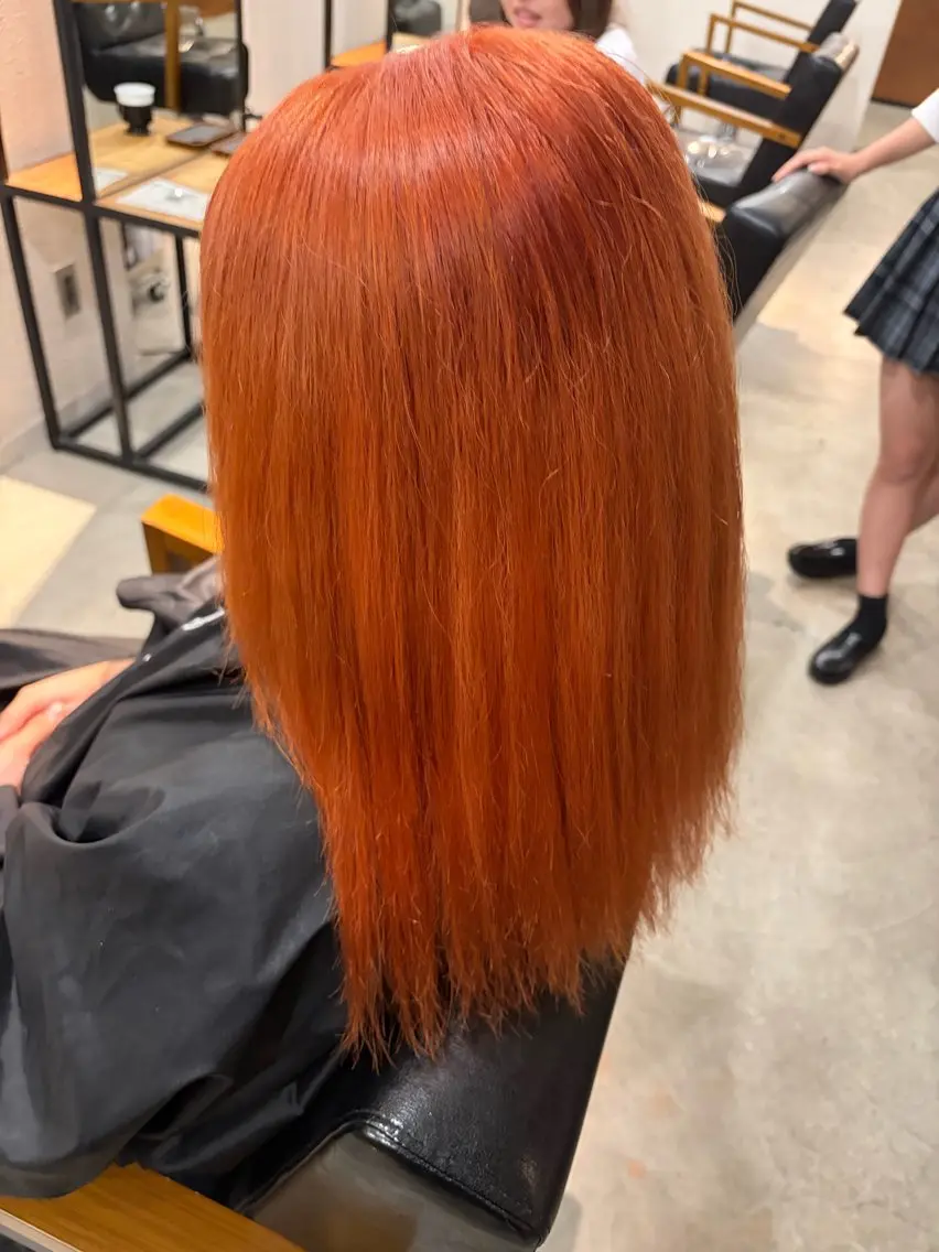 セミロング カラー オレンジ ヘアカラー 大藤 守遥のヘアスタイル