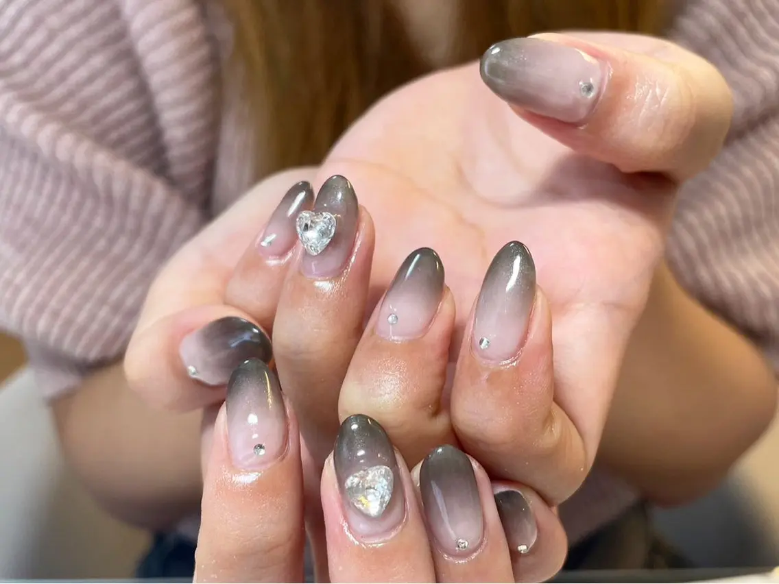 ネイル ハンドネイル pyoru shihoriのヘアスタイル