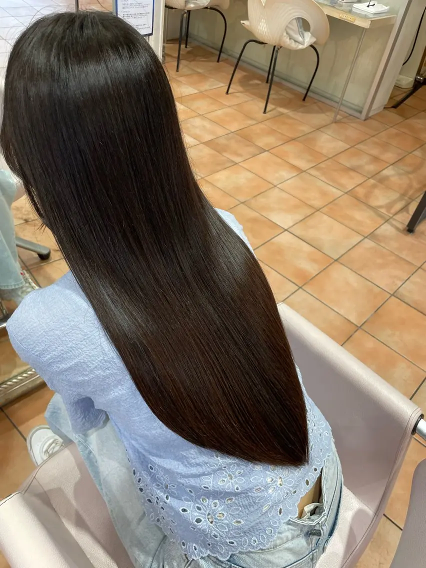 ロング トリートメント めぞんどぼーて REINAのヘアスタイル