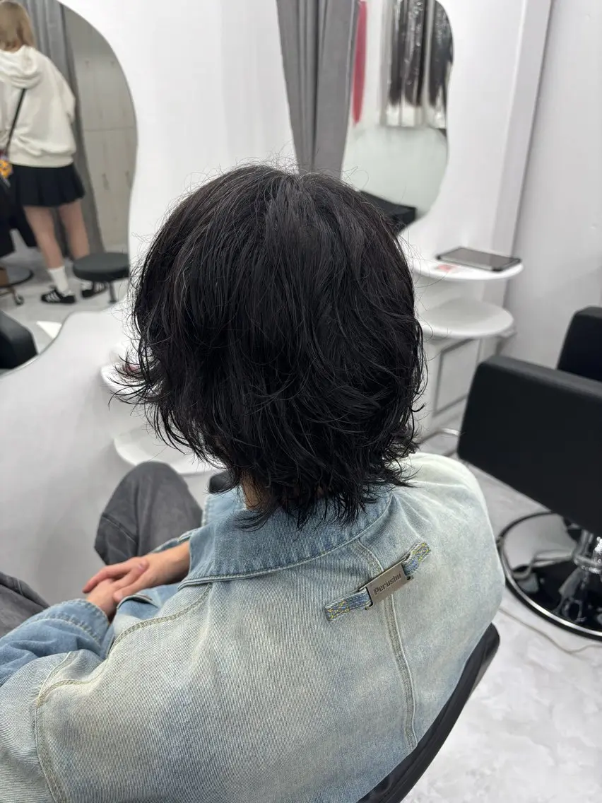 メンズ メンズパーマ メンズウルフカット ウルフカット カット パーマ MoA cilue 福島さつき 👧🏻のヘアスタイル