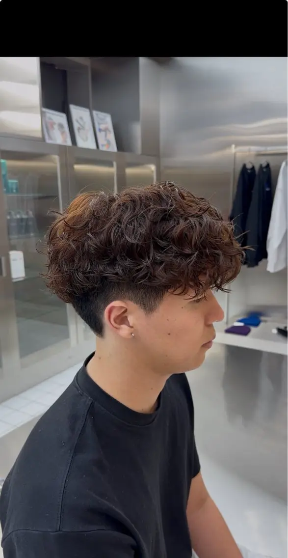 パーマ メンズ スペインカール カット ヘアカラー パーマ トリートメント 【fifth】渡部 永遠のヘアスタイル