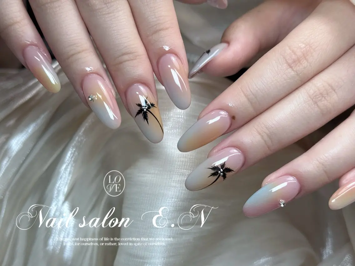 ネイル E.N🦋 長さ出し/持ち込みのネイルデザイン