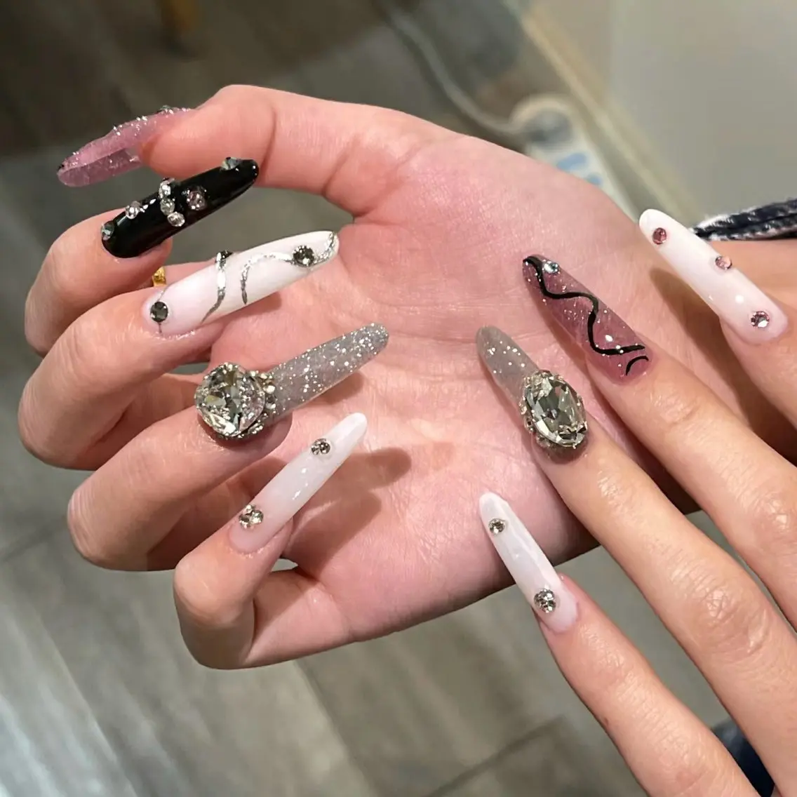 ネイル ハンドネイル 大久保YISnail スカルプ専門店のネイルデザイン