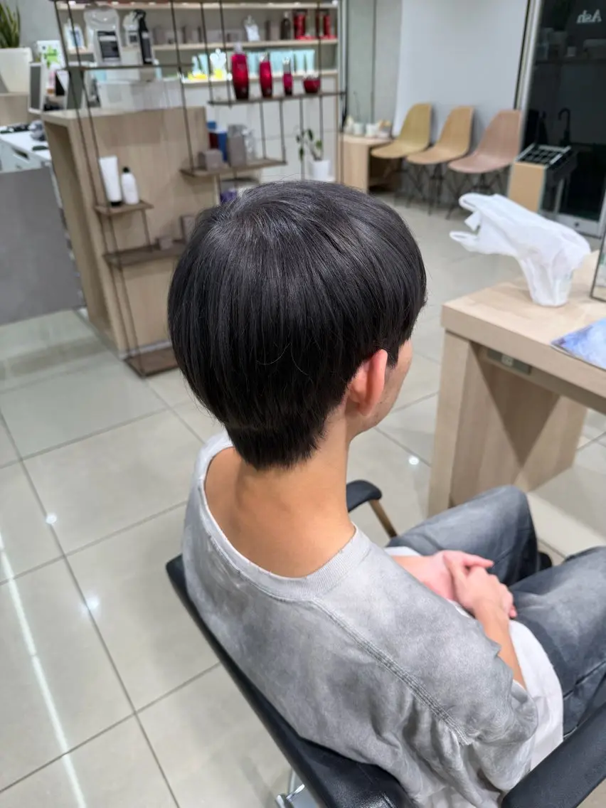カラー メンズ ヘアカラー 🍨デザインカラー /ブリーチ🐇みさきのヘアスタイル