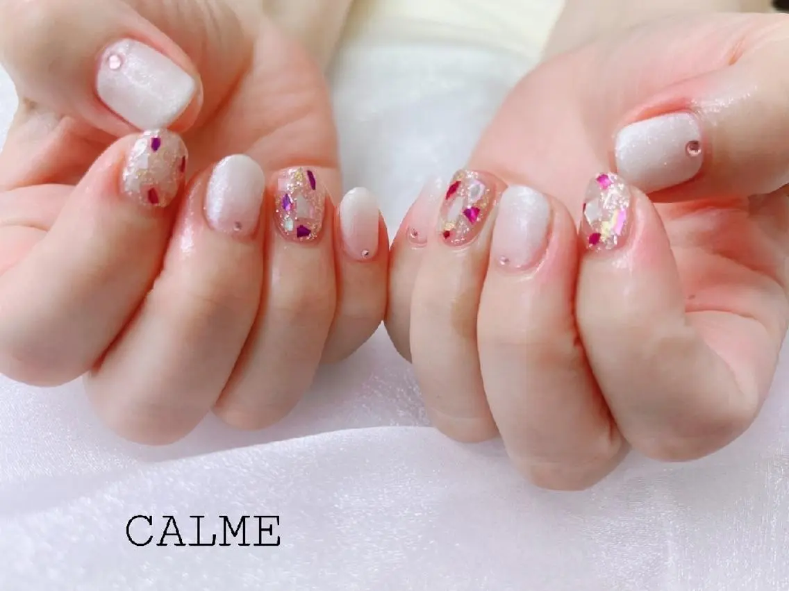 ネイル ブルー キラキラネイル 韓国ネイル パープル 夏ネイル ハンドネイル CALME ♡のネイルデザイン