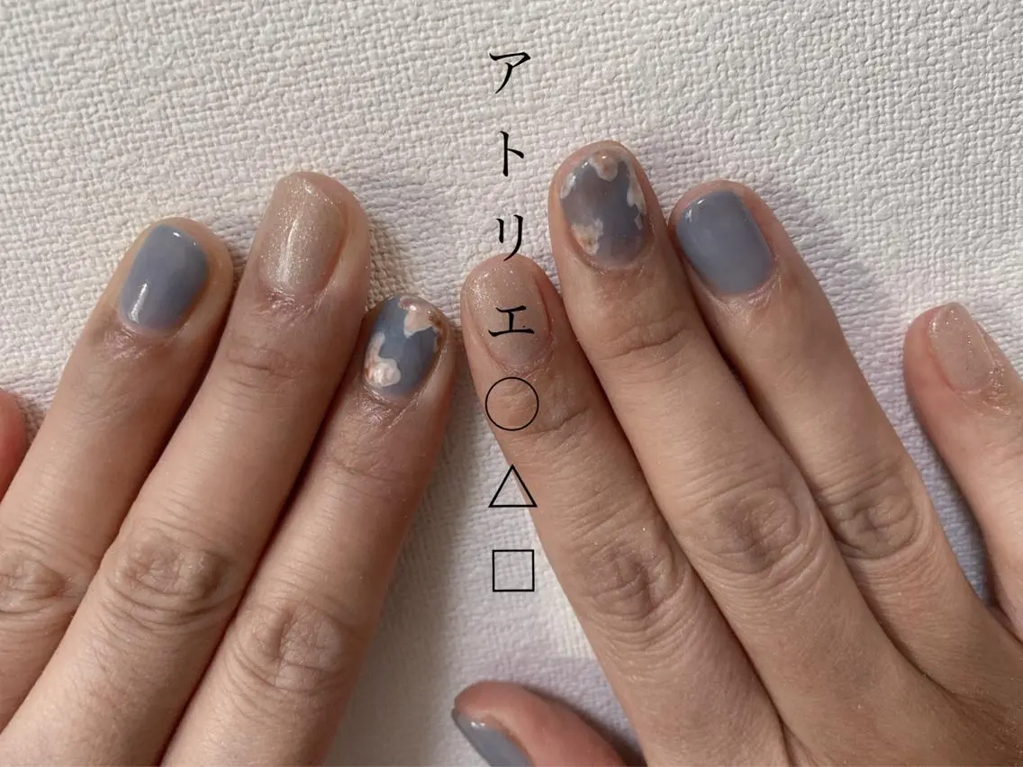 ネイル ブルー ハンドネイル アトリエ ○△□のネイルデザイン