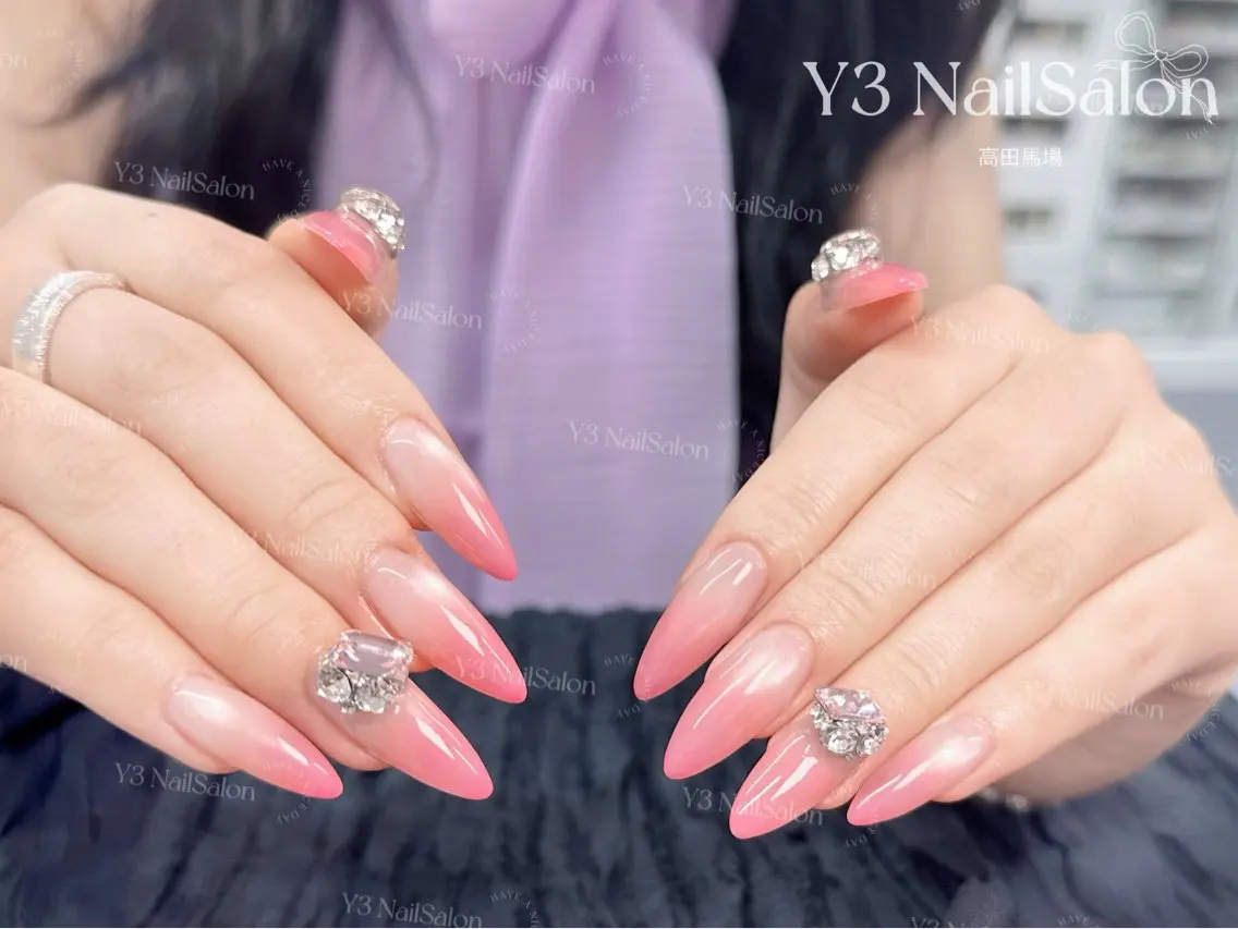ネイル アートネイル 長さ出し グラデーション ロングネイル 持ち込み ハンドネイル Y3 NailSalonのネイルデザイン