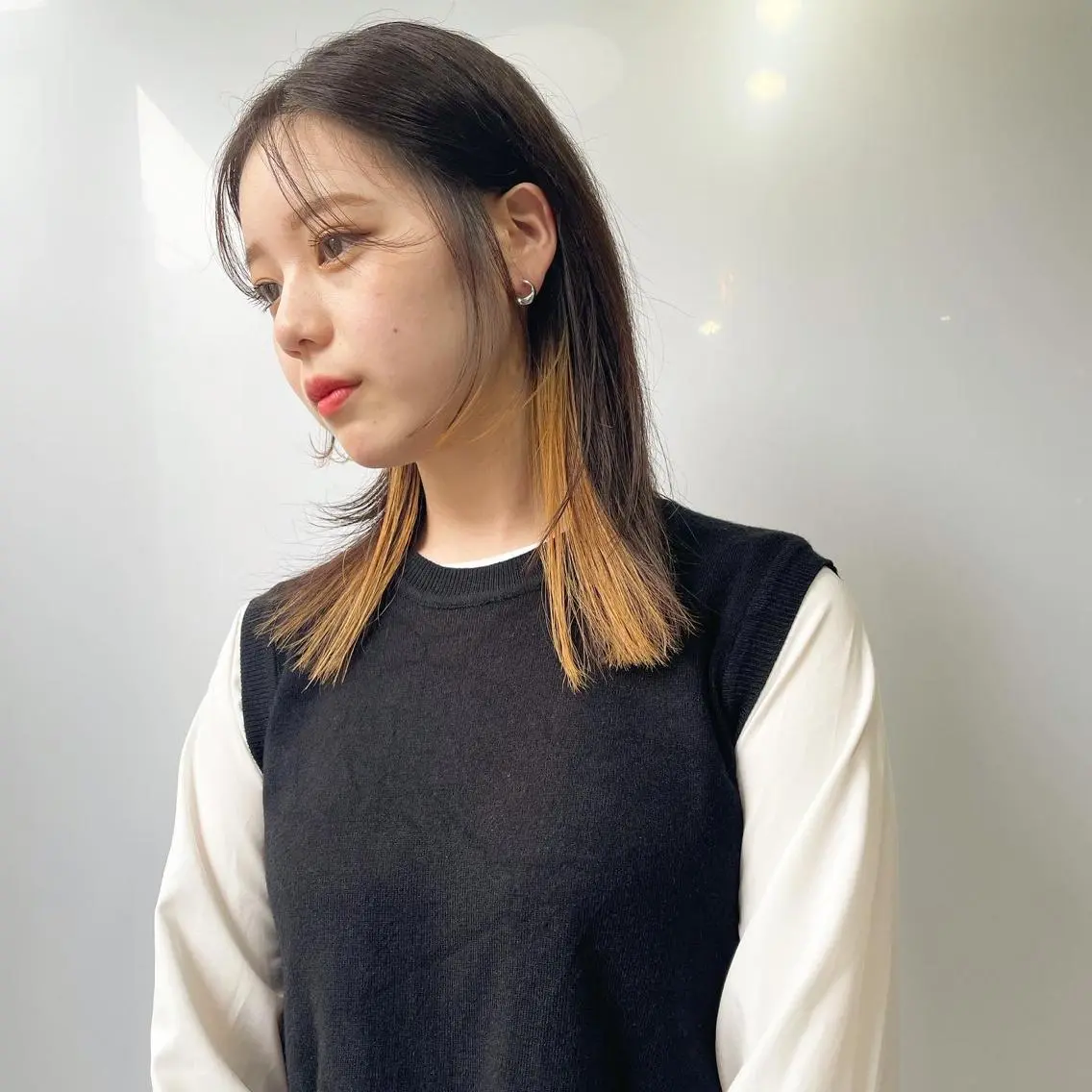 ミディアム カラー カット ヘアカラー suvvy hairsalonのヘアスタイル