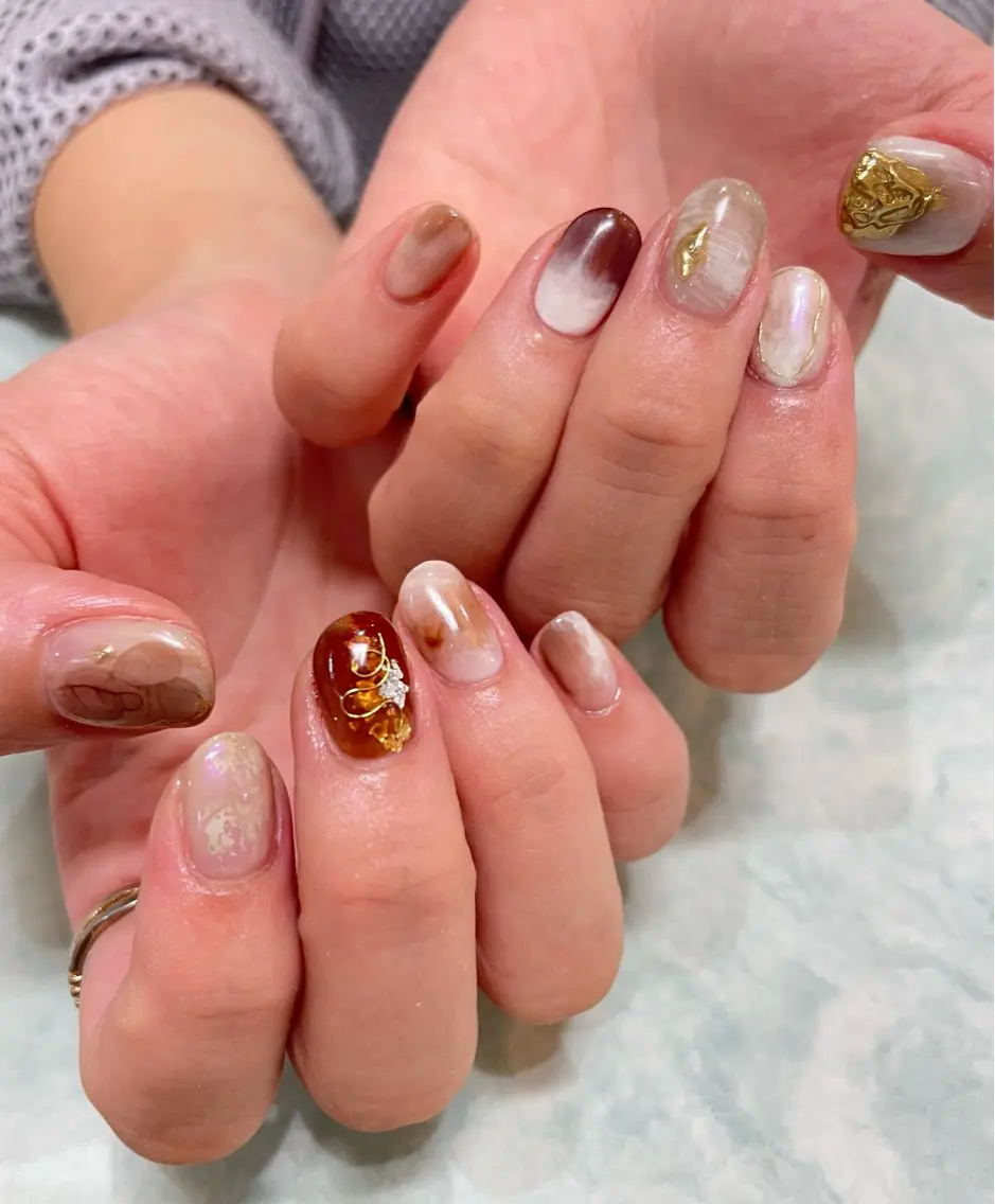 ネイル ハンドネイル nailist kanae🦖のネイルデザイン
