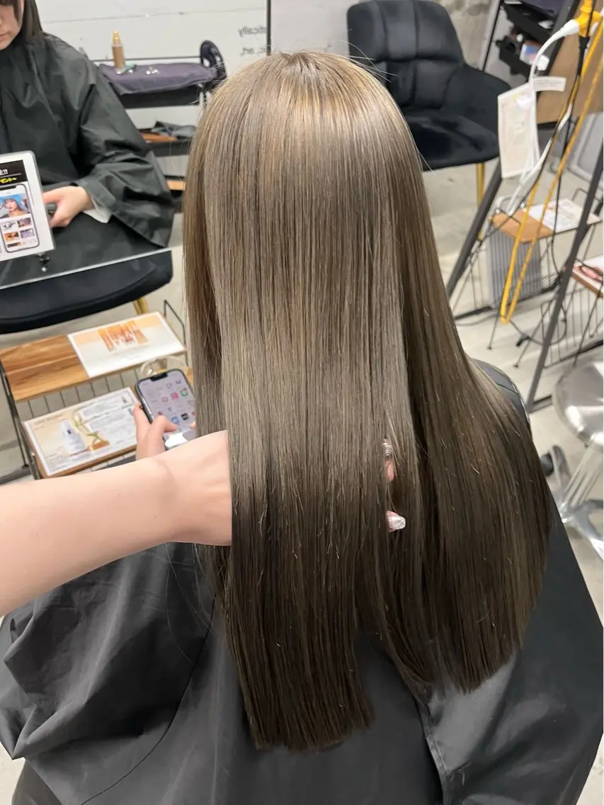 ロング 盛れる透けカラー🎀 似合わせ/uiのヘアスタイル