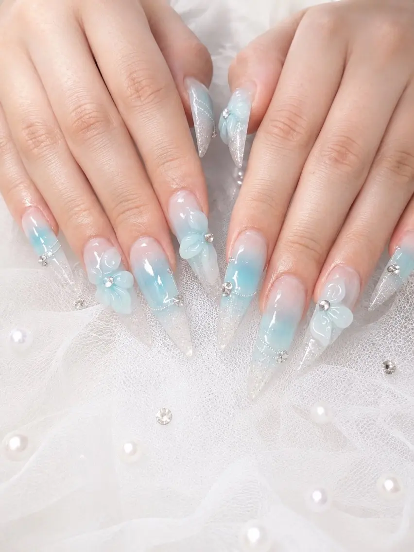 ネイル ハンドネイル 【Laule‘a 】のネイルデザイン