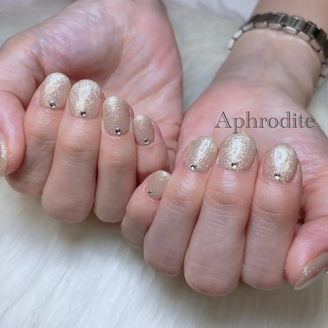 ネイル Aphrodite パラジェル認定サロンのネイルデザイン