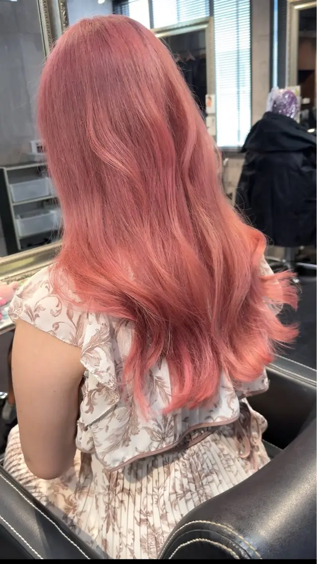 ロング カラー ブリーチ ピンクカラー ヘアカラー デザインカラー⭐️ Yamauchiのヘアスタイル