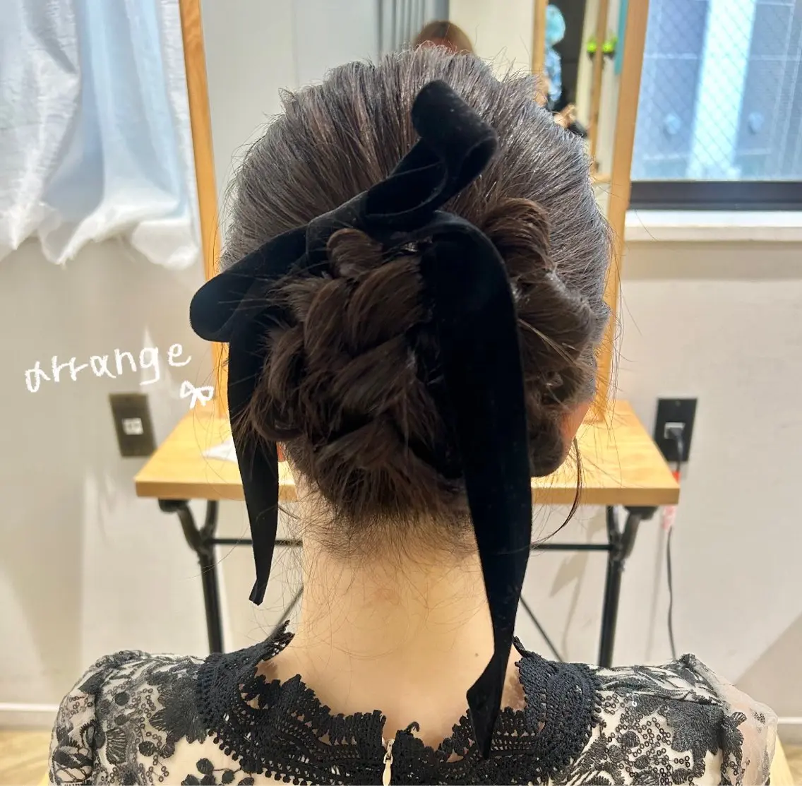 ヘアアレンジ 暖色カラー🪷 オタク美容師🎶のヘアスタイル