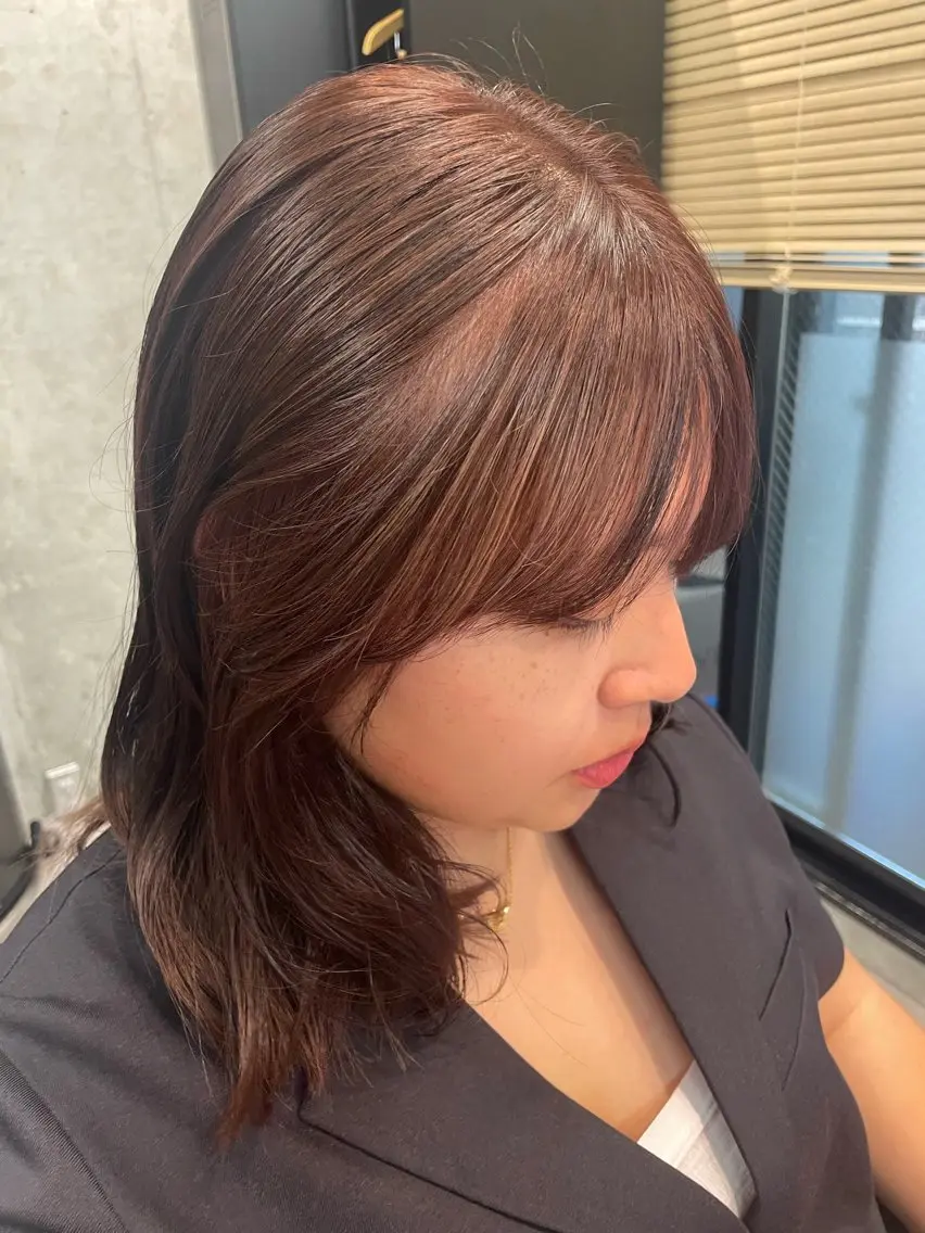 ミディアム ピンクブラウン PANOLA下北沢 中川夢菜のヘアスタイル