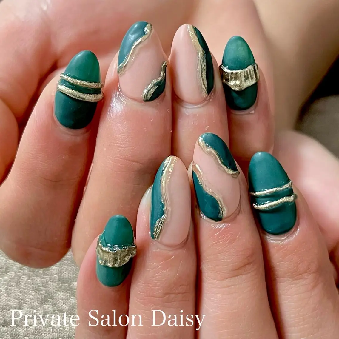 ネイル ハンドネイル プライベートサロン Daisyのネイルデザイン