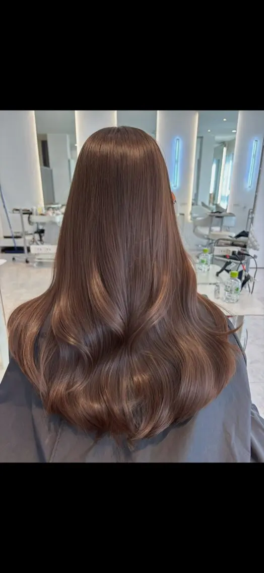 ロング カラー ブラウンカラー カット ヘアカラー トリートメント レイヤーカット🎀 kanaのヘアスタイル