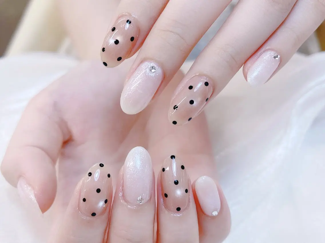 ネイル チークネイル 成人式 フレンチネイル グラデーション 氷ネイル・うるうるネイル ハンドネイル DUO MI nail salonのネイルデザイン