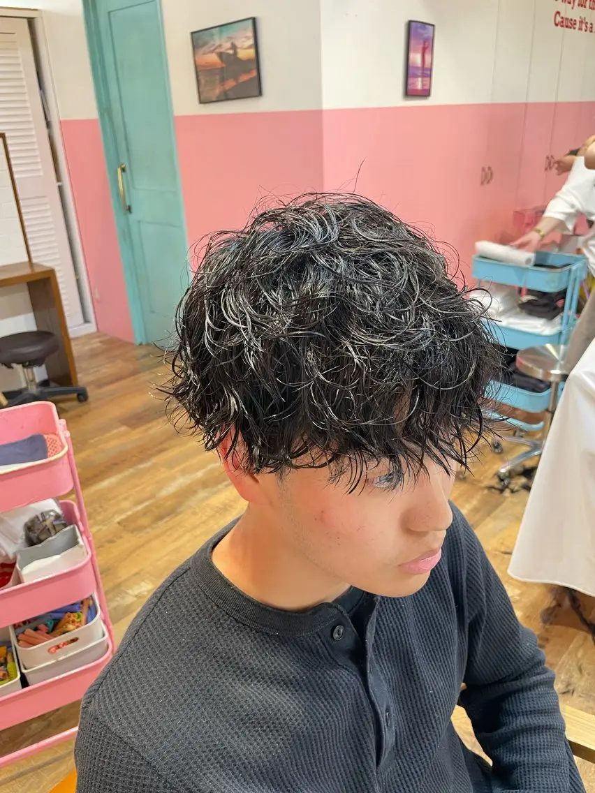ショート パーマ メンズ カット パーマ トリートメント 🔥メンズ特化パーマ 🦖増田弘明🦖のヘアスタイル