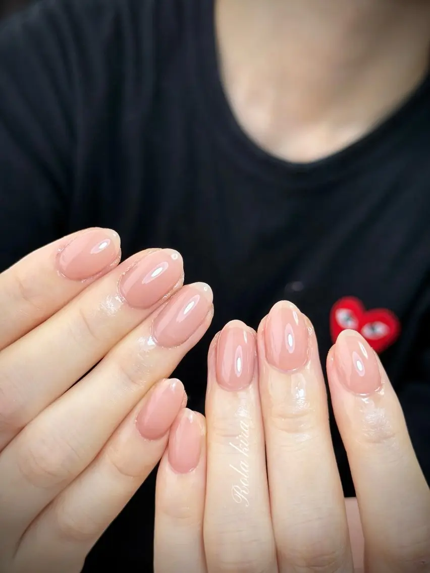 ネイル ジェルネイル ガーリー 氷ネイル・うるうるネイル ワンカラーネイル シンプルネイル ハンドネイル Rola kira 麗のネイルデザイン